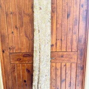 Badgley Mischka Gold and Cream Patterned Fabric